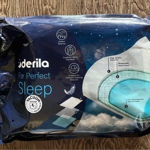 derila Ergnomic Memory Foam Support Pillow - New in Package